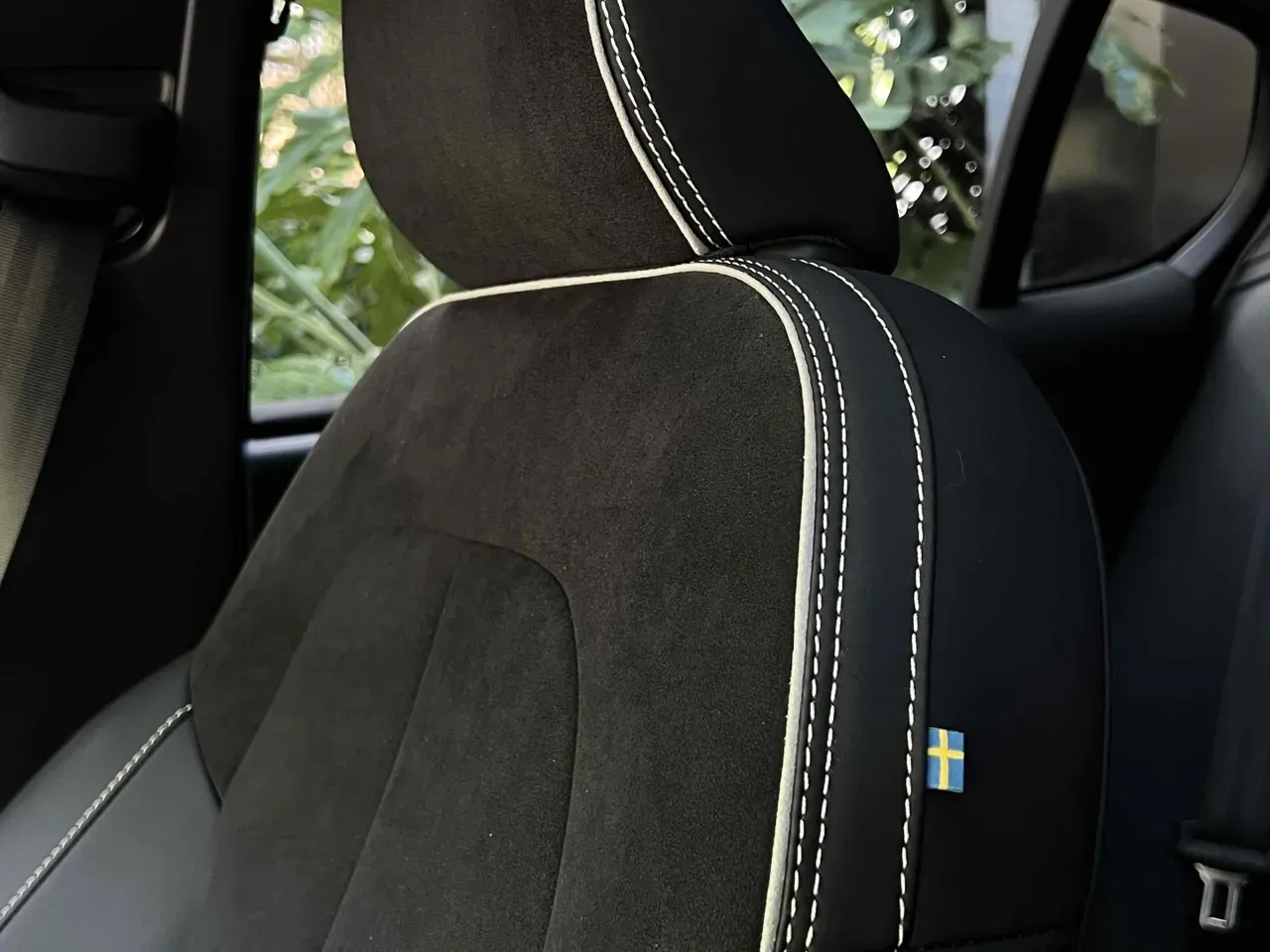 Volvo C40 Recharge - Imagem 17