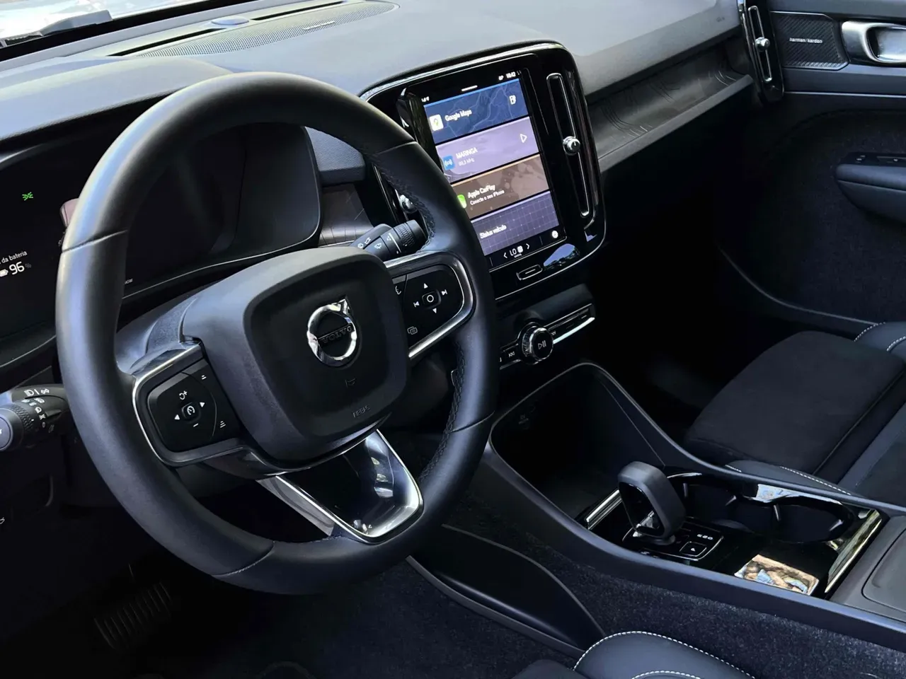 Volvo C40 Recharge - Imagem 19