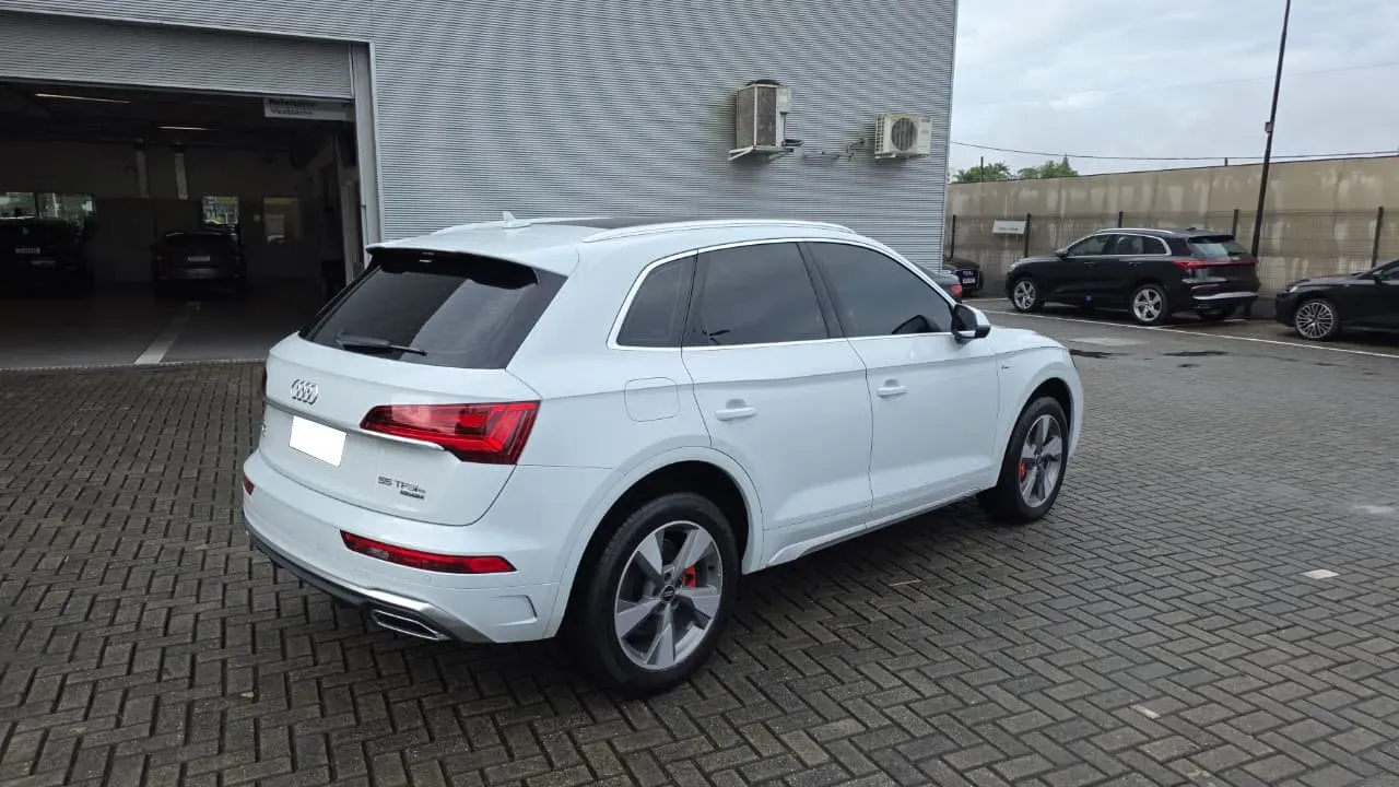 Audi Q5 E-tron - Imagem 4