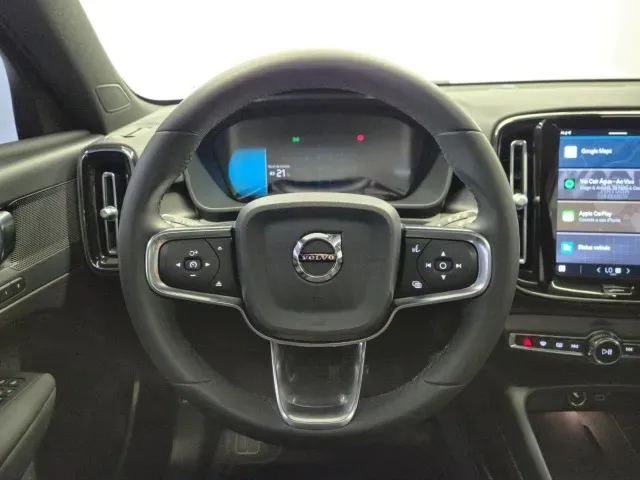 Volvo XC40 Recharge - Imagem 10