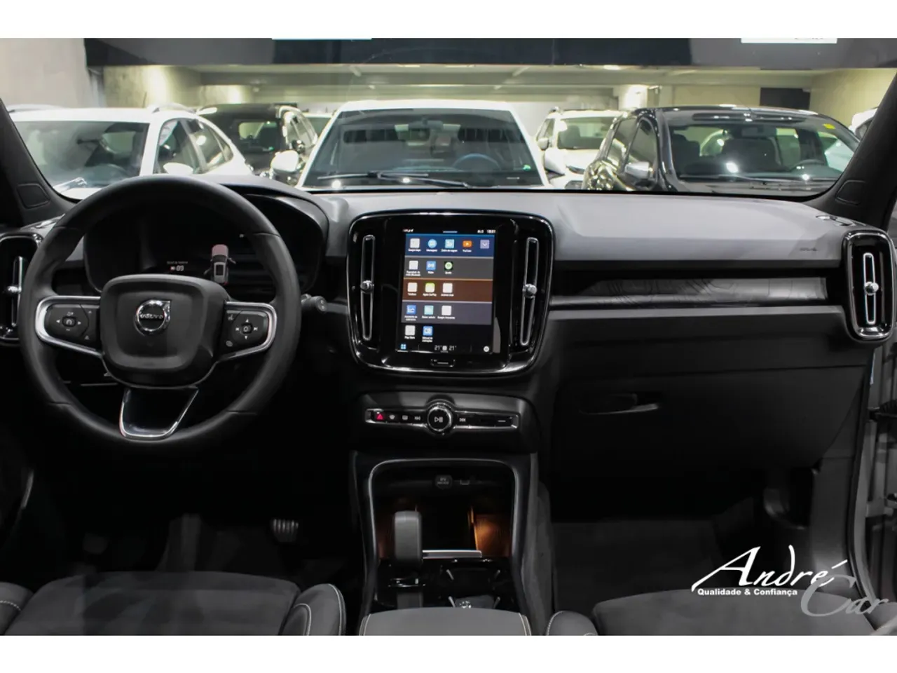 Volvo XC40 Recharge - Imagem 7