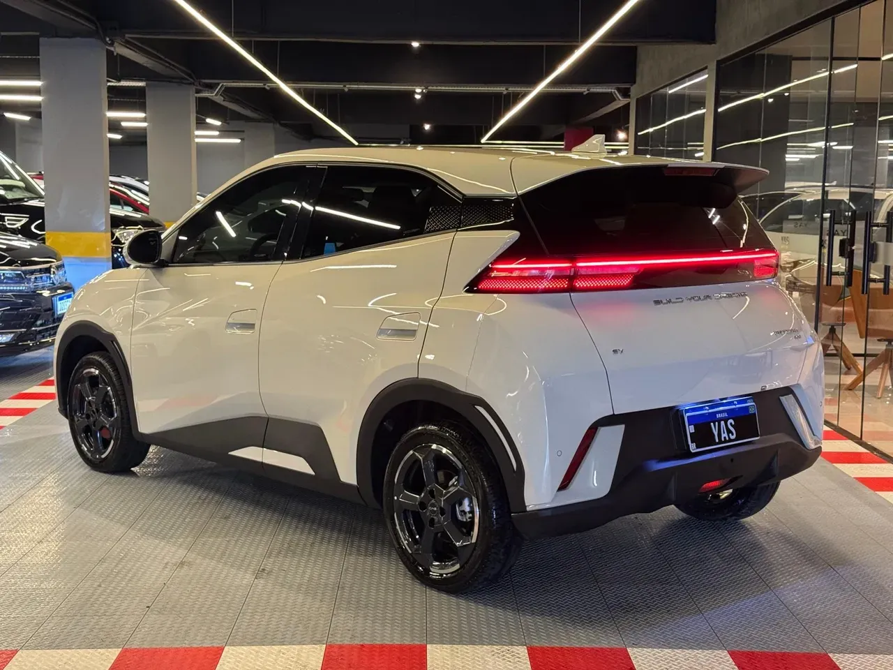 BYD Dolphin - Imagem 4