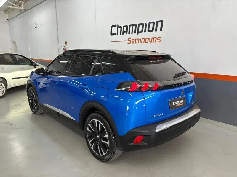 Peugeot E-2008 - Imagem 4