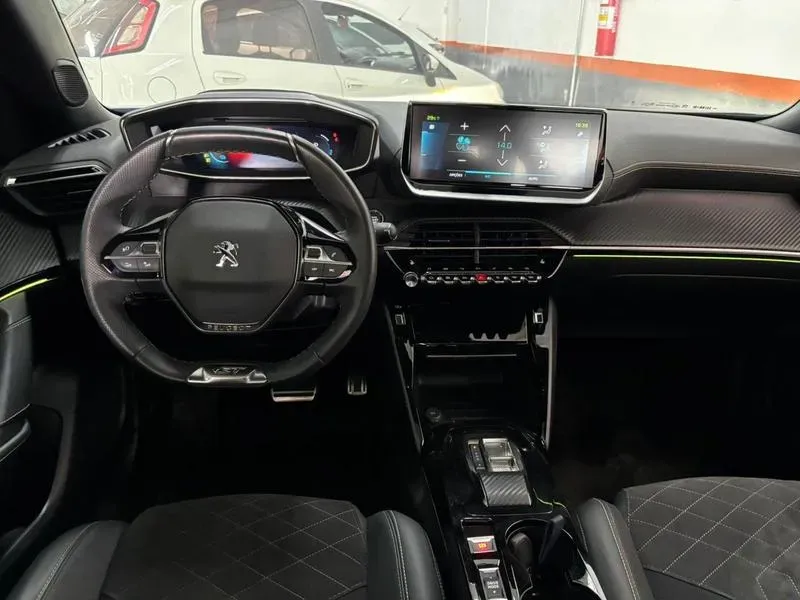 Peugeot E-2008 - Imagem 7