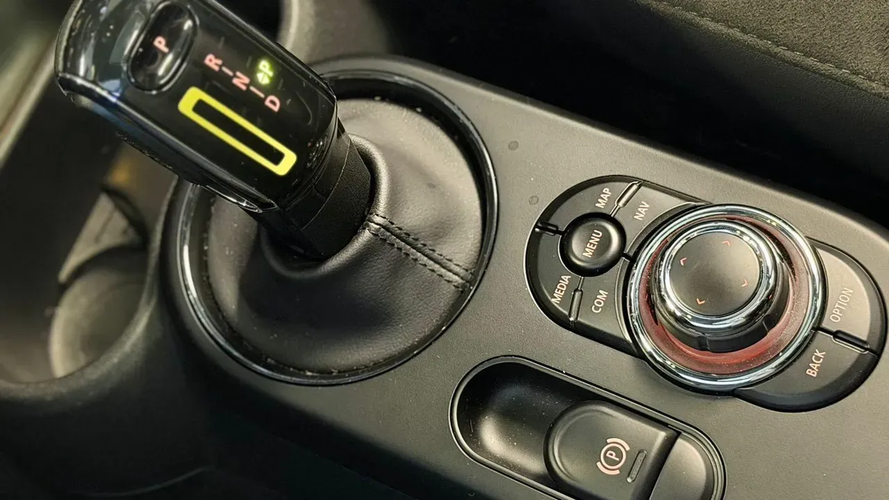 Mini CooperSE - Imagem 7