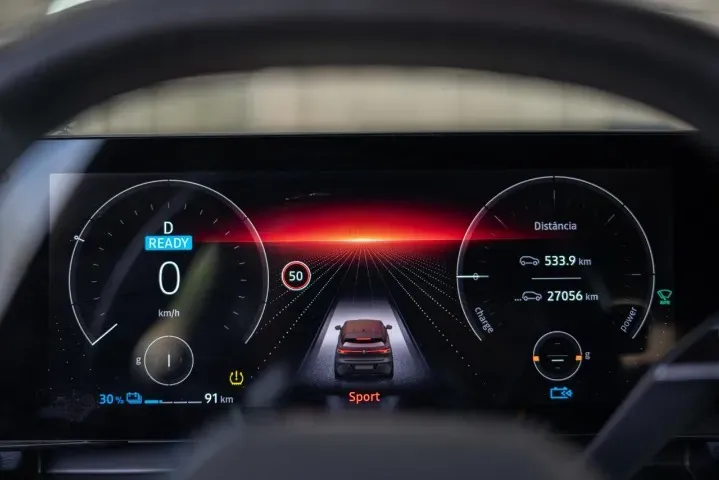 Renault Megane E-tech Electric - Imagem 9