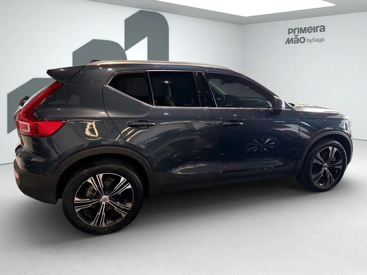 Volvo XC40 Recharge Plug-in Hybrid - Imagem 3