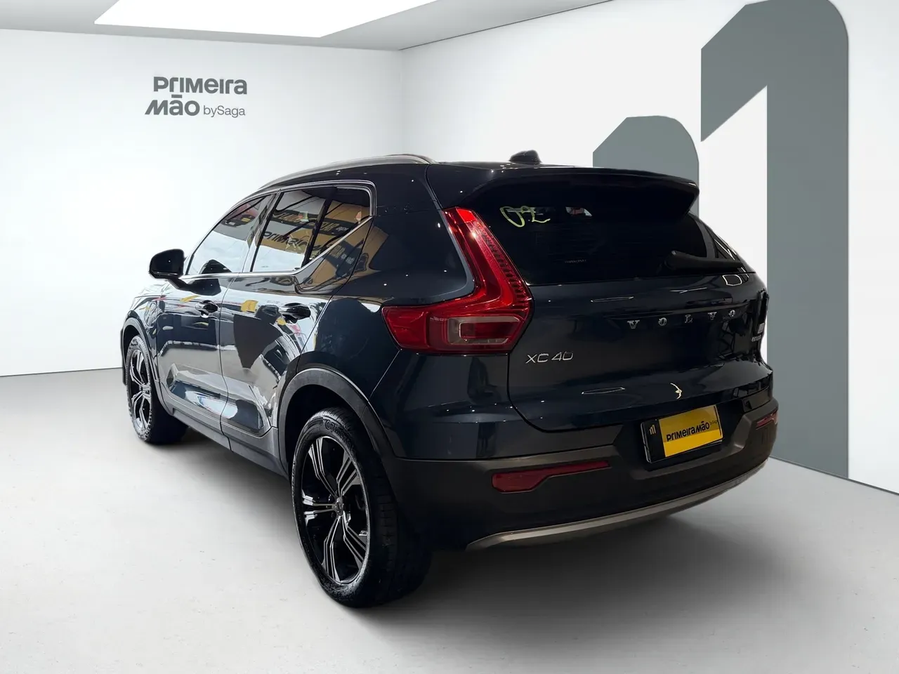 Volvo XC40 Recharge Plug-in Hybrid - Imagem 5