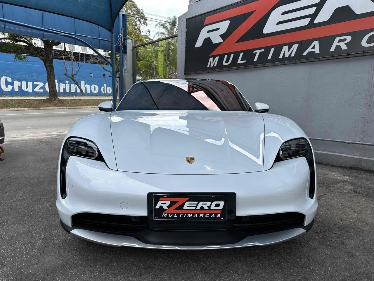 Porsche Taycan - Imagem 3