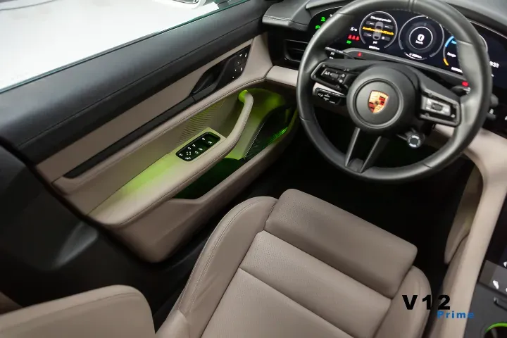 Porsche Taycan - Imagem 7