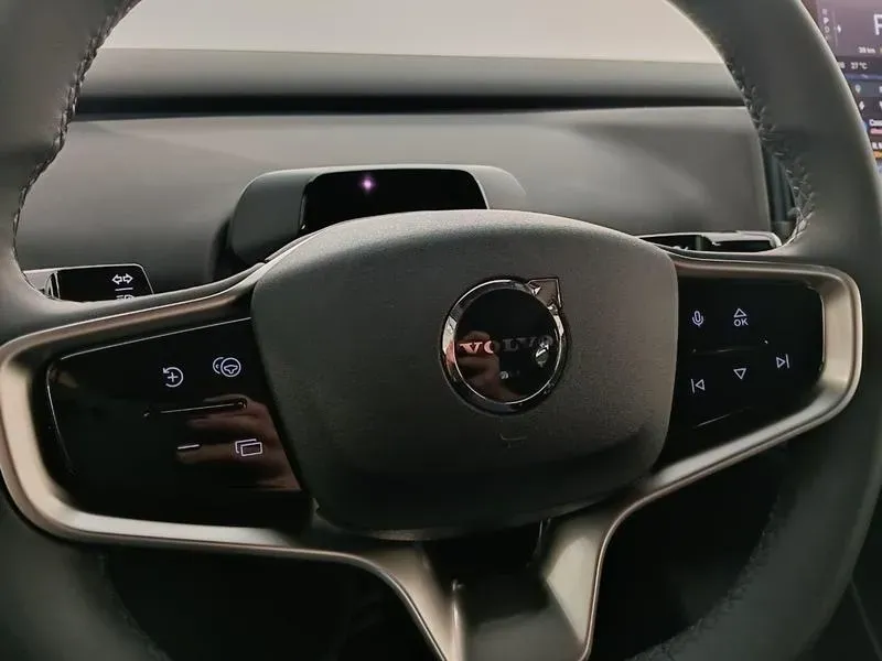 Volvo EX30 - Imagem 10