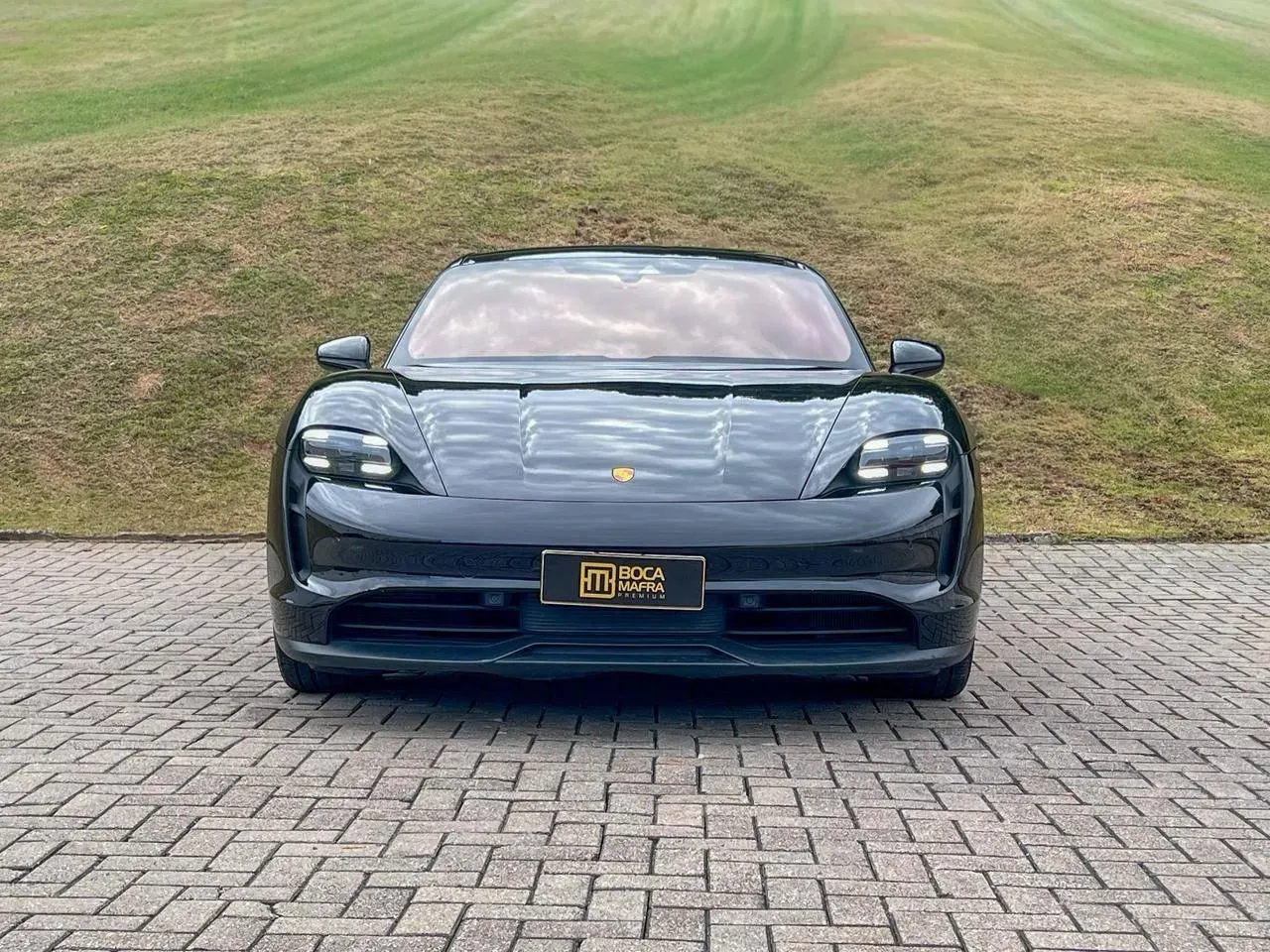 Porsche Taycan - Imagem 17