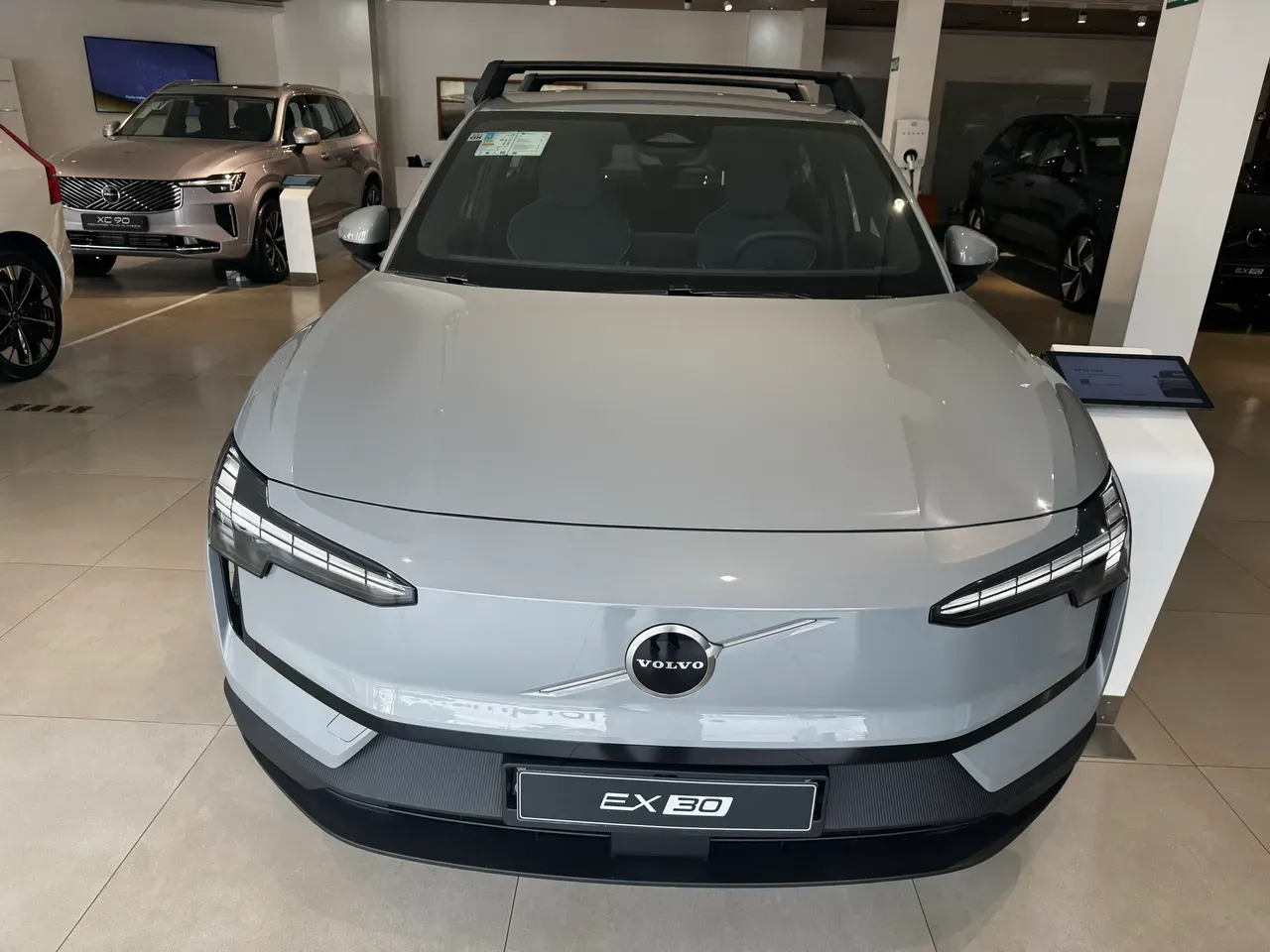 Volvo EX30 - Imagem 3