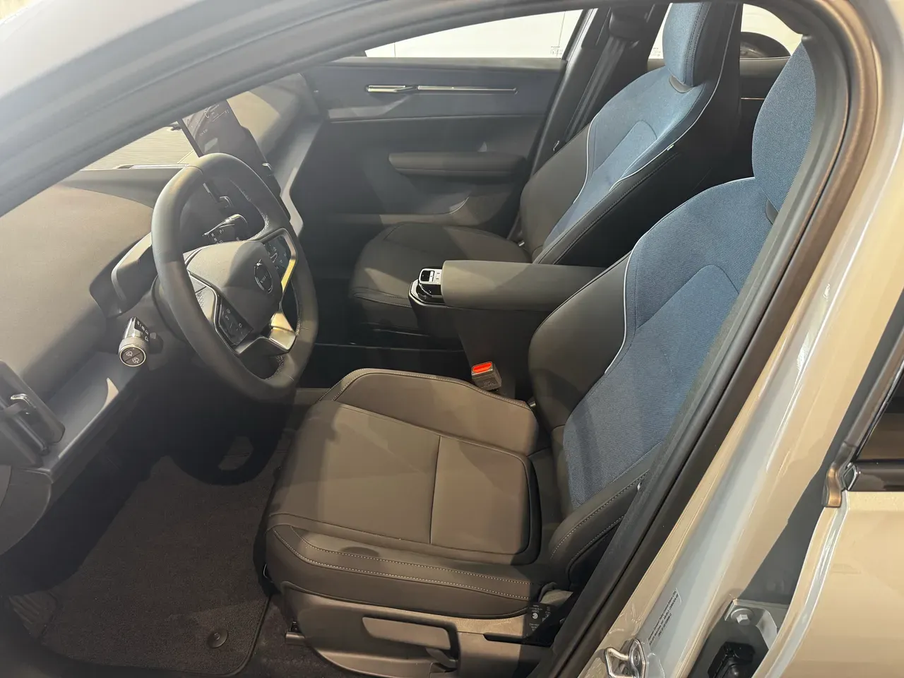 Volvo EX30 - Imagem 6