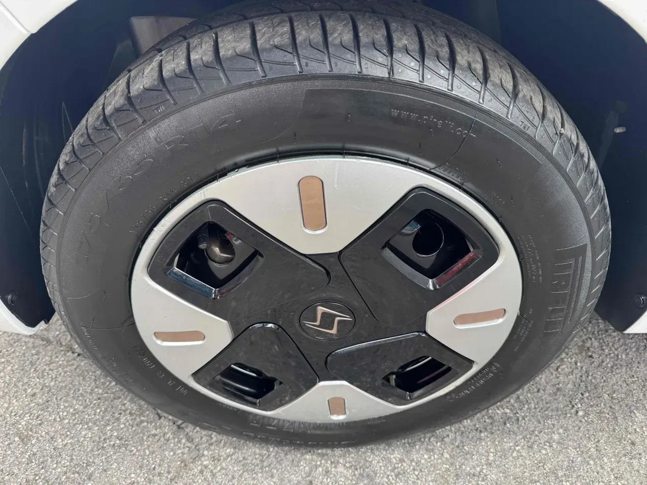 JAC E-JS1 - Imagem 7