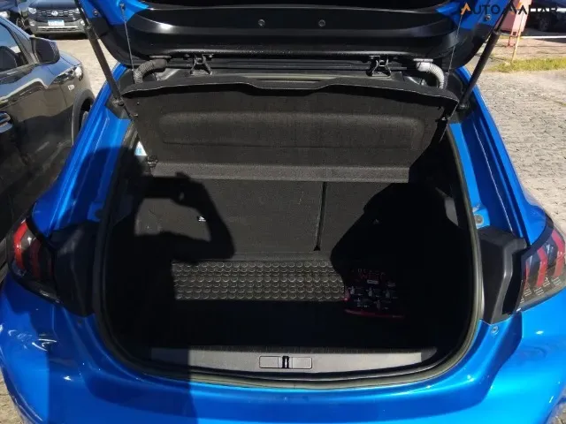 Peugeot E-208 - Imagem 6