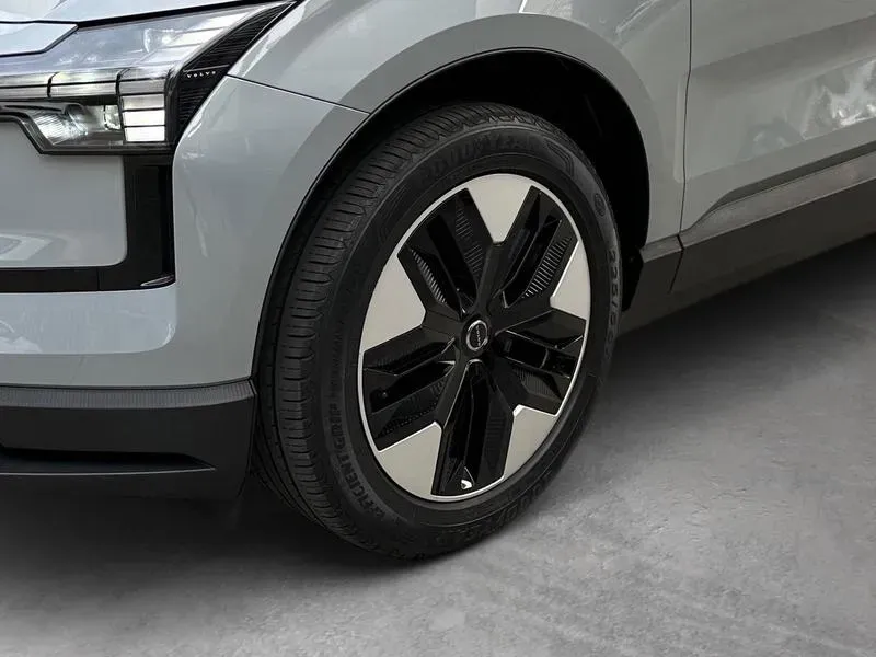 Volvo EX30 - Imagem 5