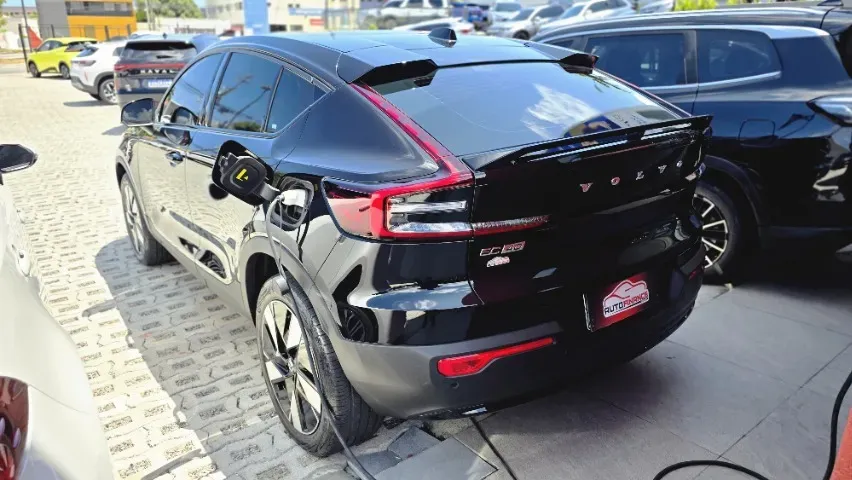 Volvo Ec40 - Imagem 5