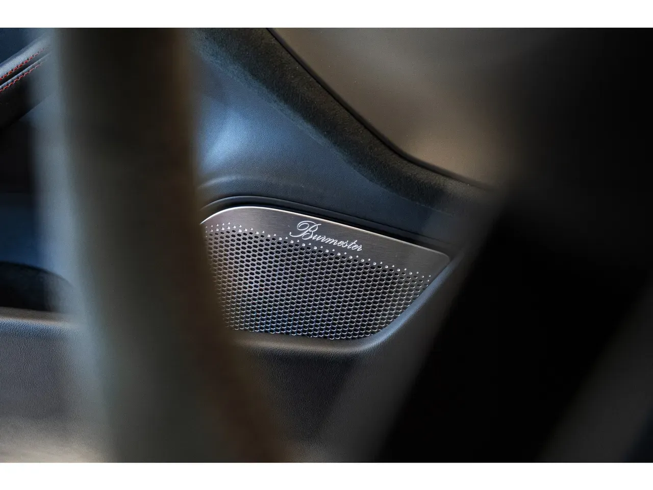 Porsche Taycan - Imagem 8