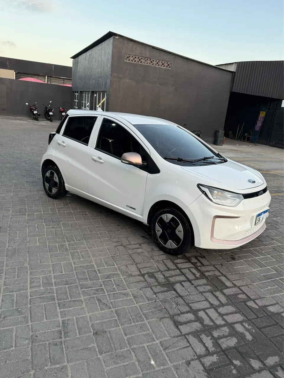 JAC E-JS1 - Imagem 3