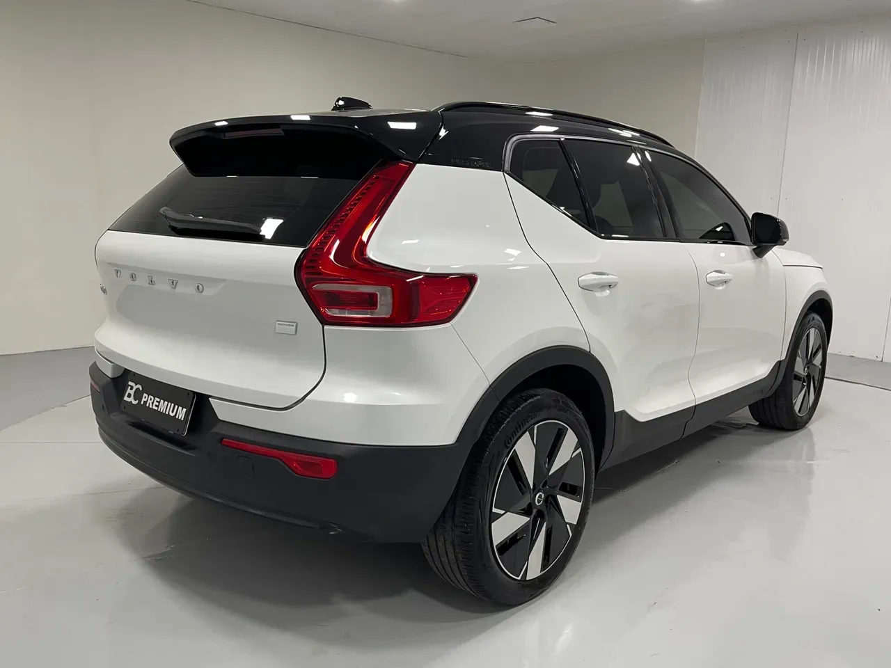 Volvo XC40 Recharge - Imagem 3