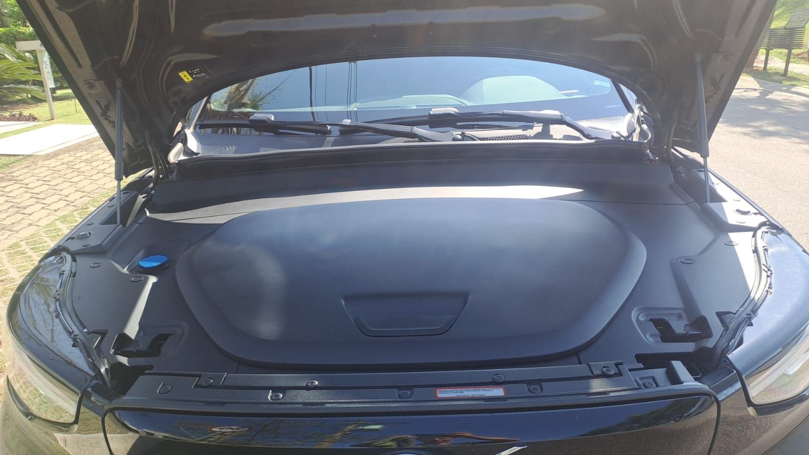 Volvo XC40 Recharge - Imagem 4