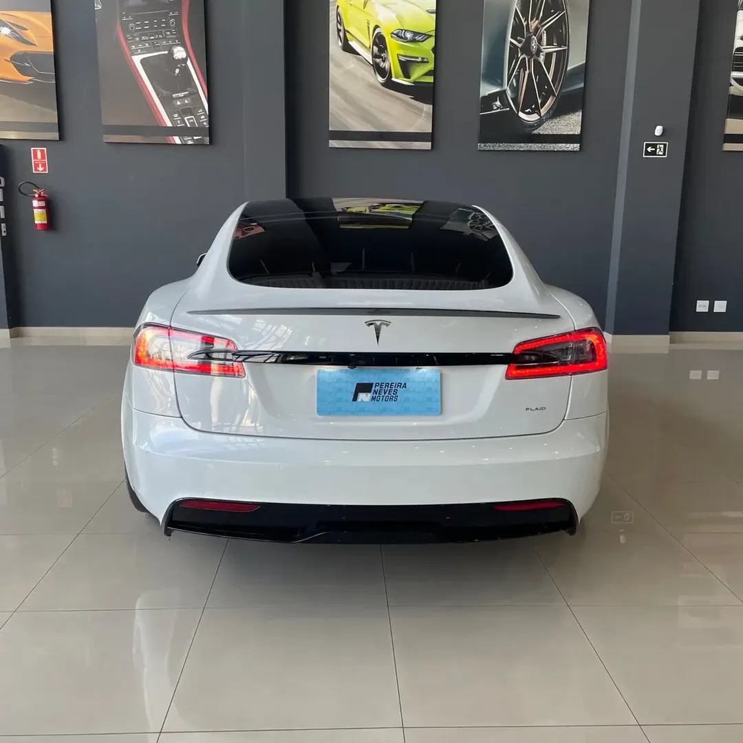 Tesla Model S - Imagem 7