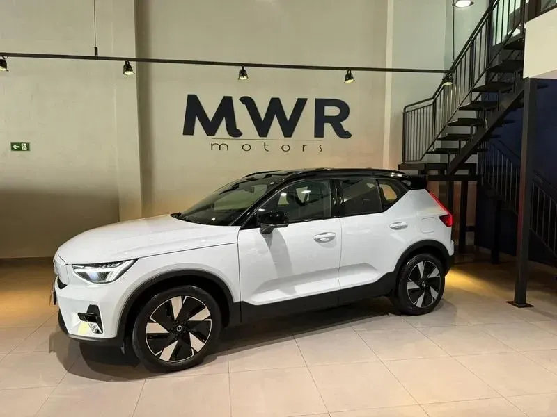 Volvo XC40 Recharge - Imagem 2