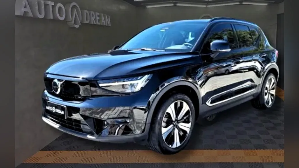 Volvo XC40 Recharge - Imagem 2