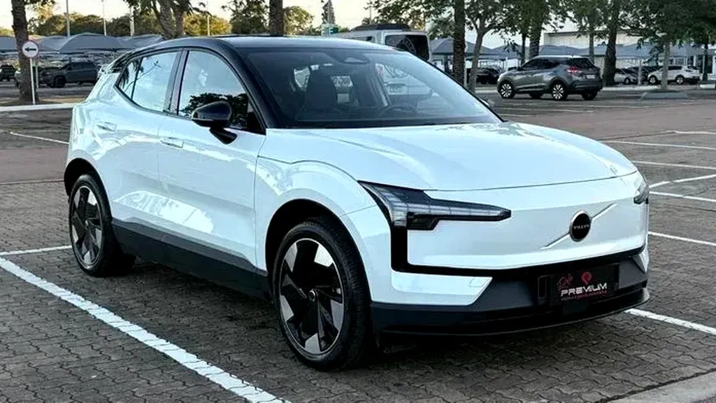 Foto de um volvo ex30