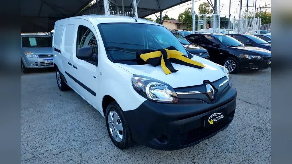 Foto de um renault kangoo z.e.