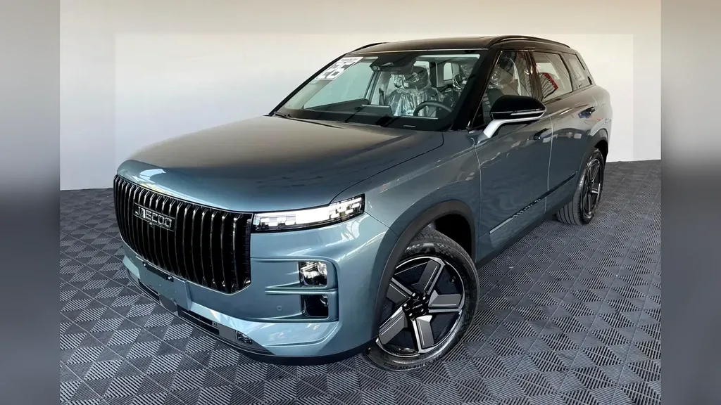 Foto de um jaecoo 7 plug-in hybrid