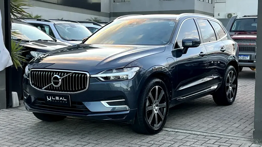 Foto de um volvo xc60