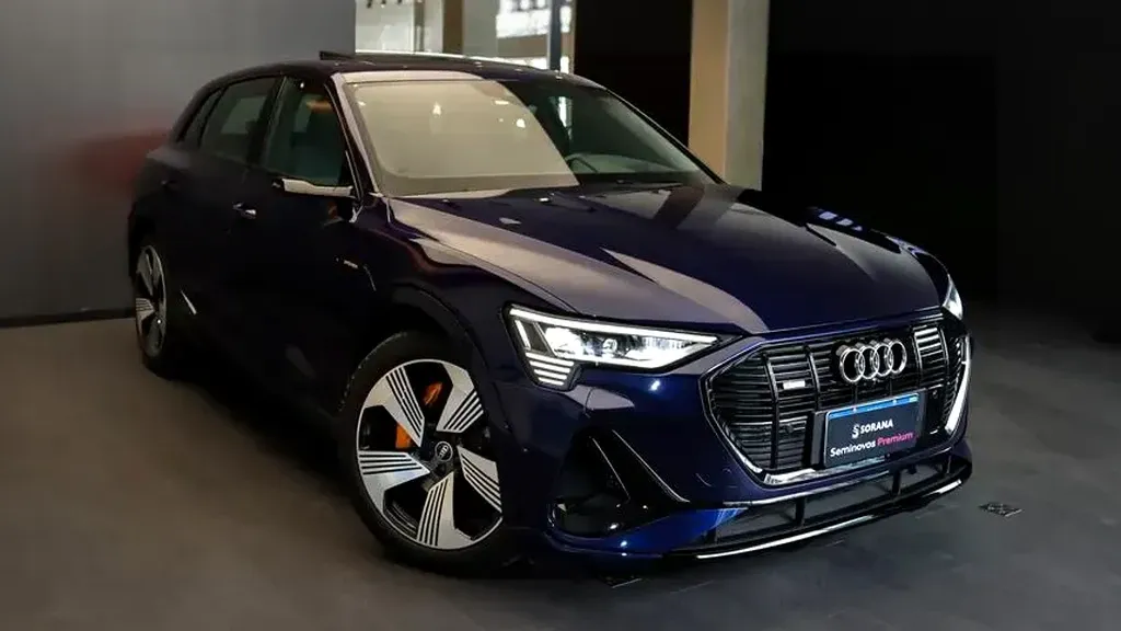 Foto de um audi e-tron