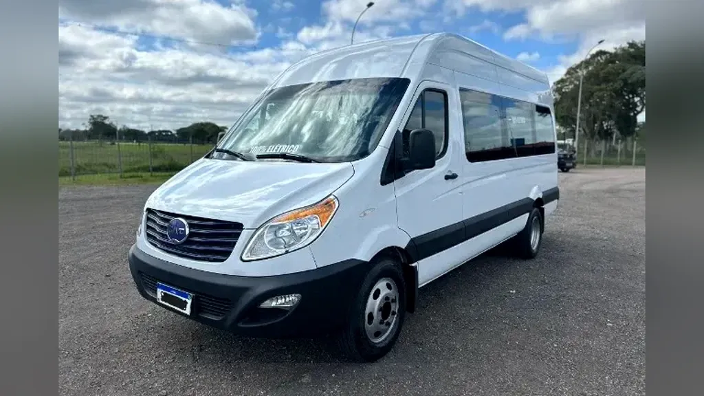 Foto de um jac iev20