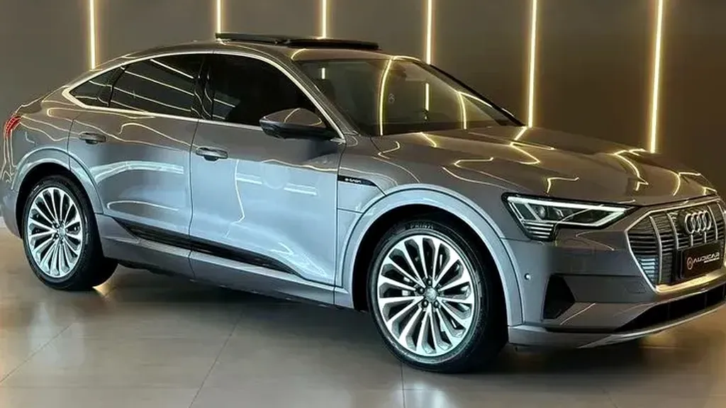 Foto de um audi e-tron sportback