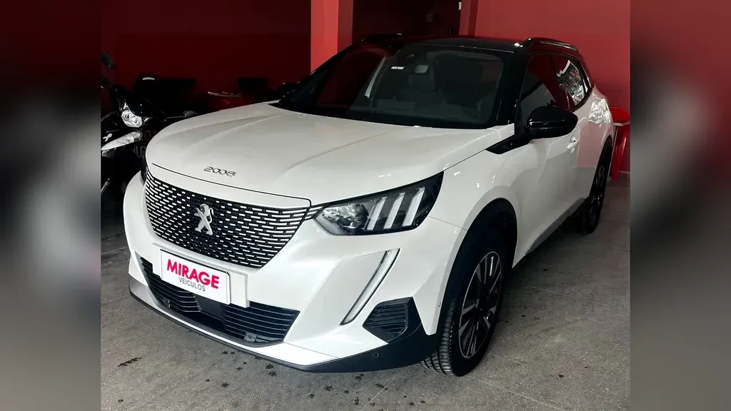Foto de um peugeot e-2008