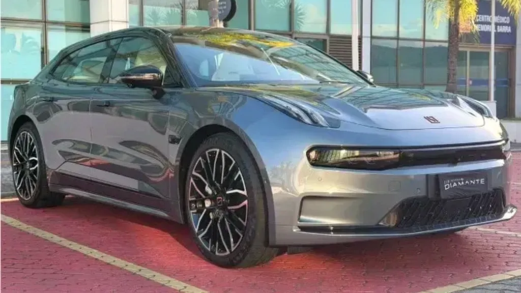 Foto de um zeekr 001