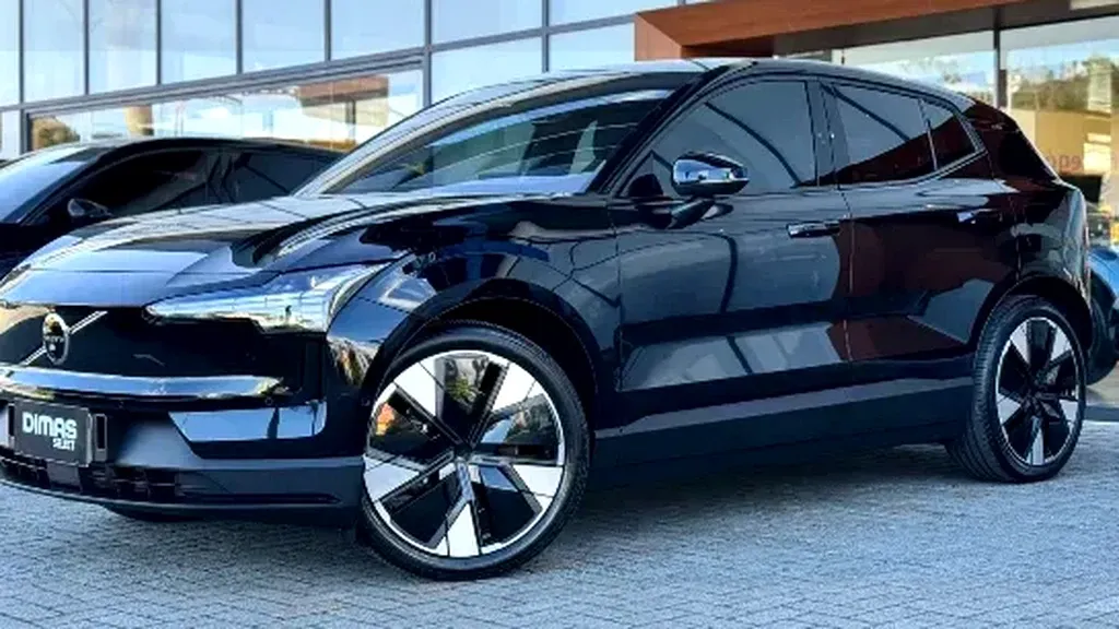 Foto de um volvo ex30