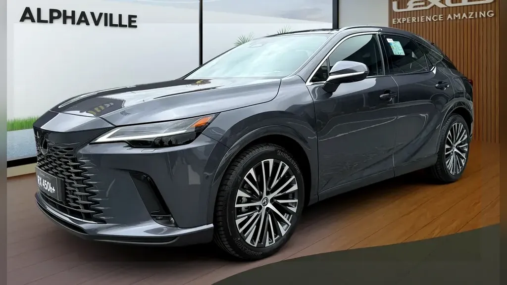 Foto de um lexus nx 450h+