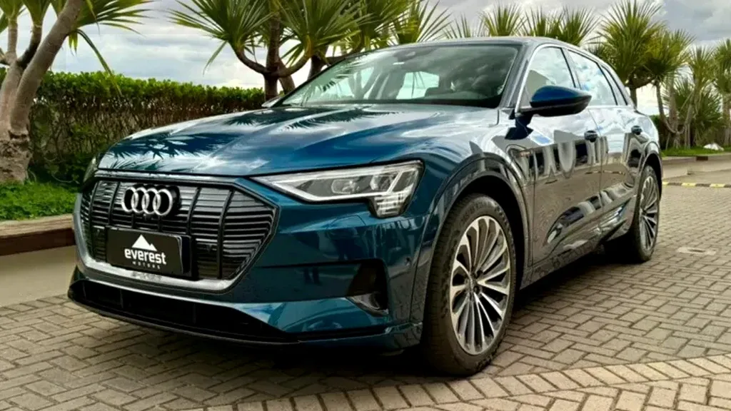 Foto de um audi e-tron