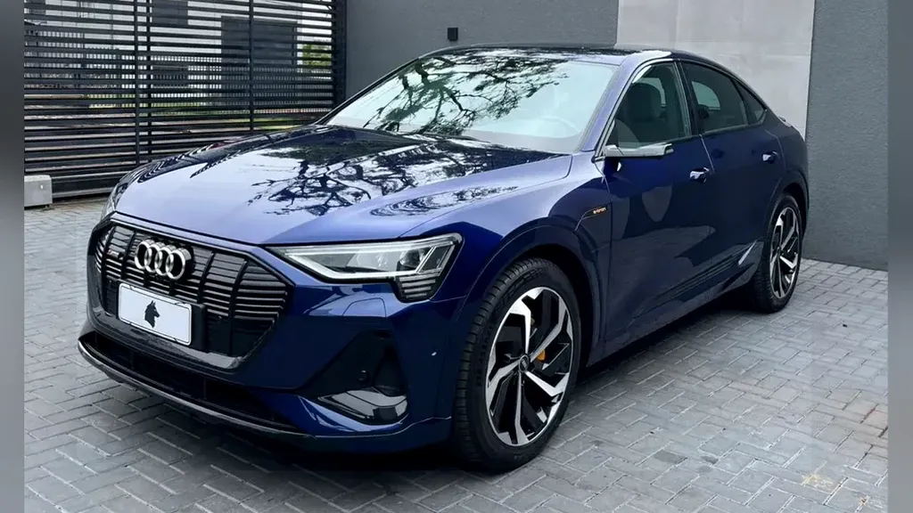 Foto de um audi e-tron sportback