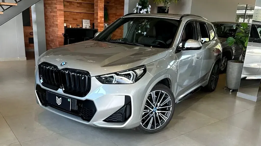 Foto de um bmw ix1