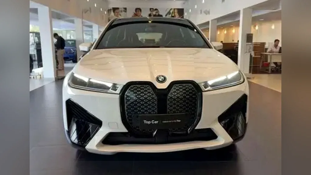 Foto de um bmw ix1