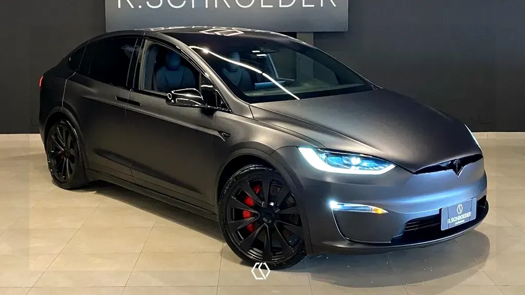 Foto de um tesla model x