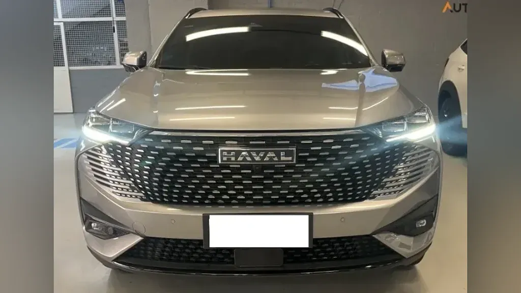 Foto de um gwm haval h6 plug-in hybrid