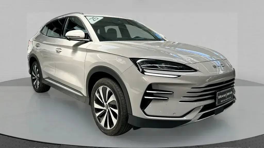 Foto de um byd song plus