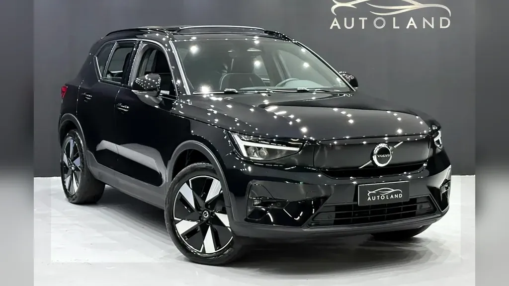 Foto de um volvo xc40 recharge
