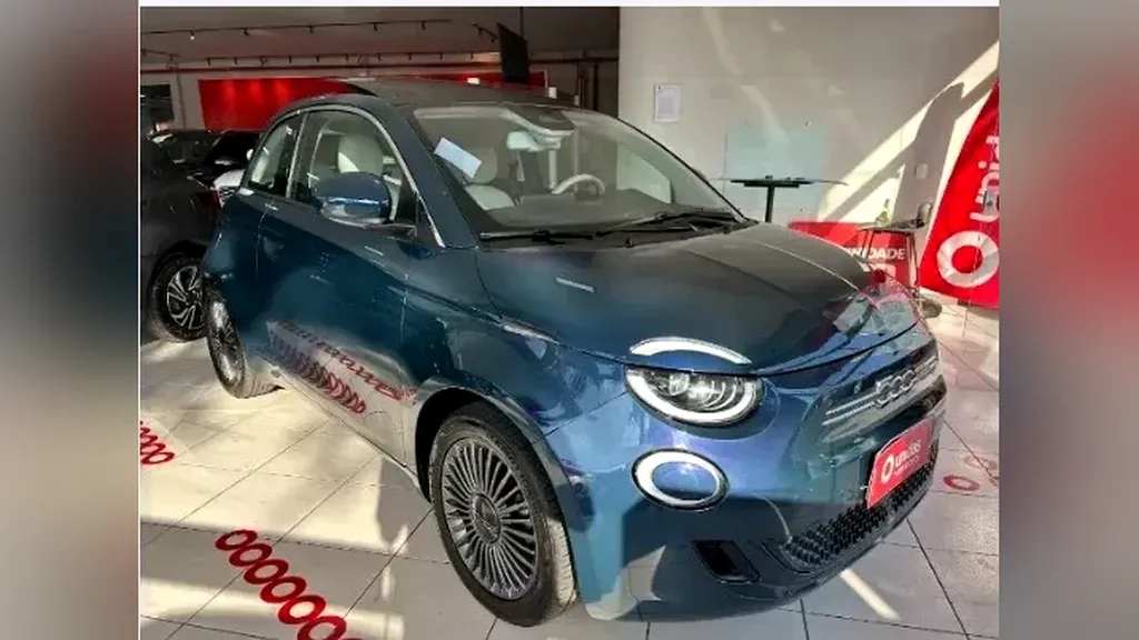 Foto de um fiat 500e