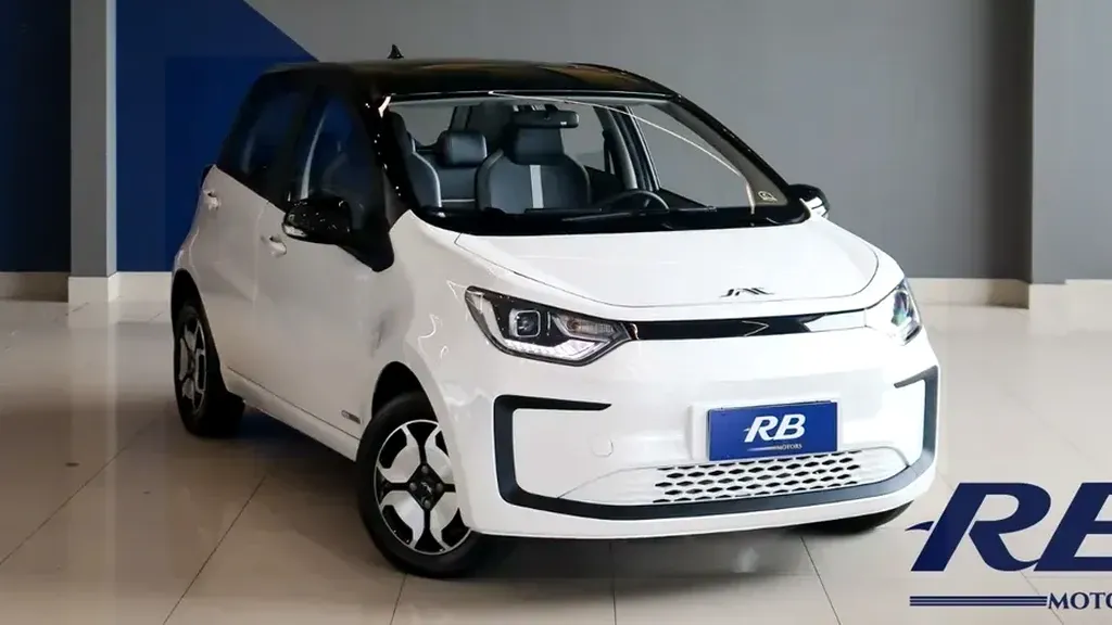 Foto de um jac e-js1